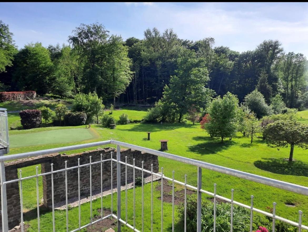 Hotel Gut Landscheid Burscheid Exteriör bild